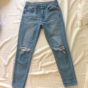 American Eagle High Waisted Girlfriend Jean
